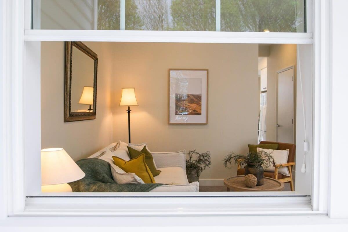 Parkside Heritage Retreat 3-Bedroom Terrace Charm Крайстчърч Екстериор снимка